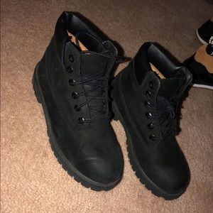TIMBERLANDS BLACK SLIGHTLY USED SIZE 3